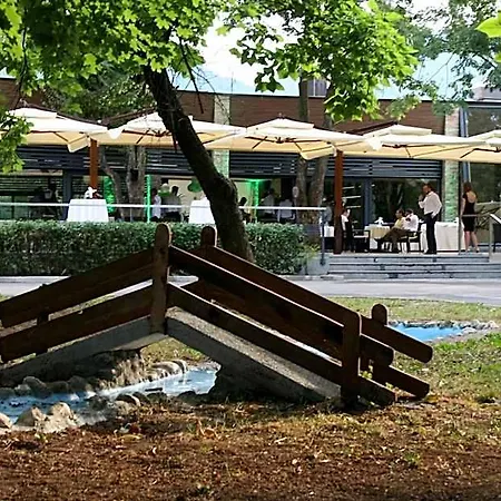Parco vacanze And Oaza 5*