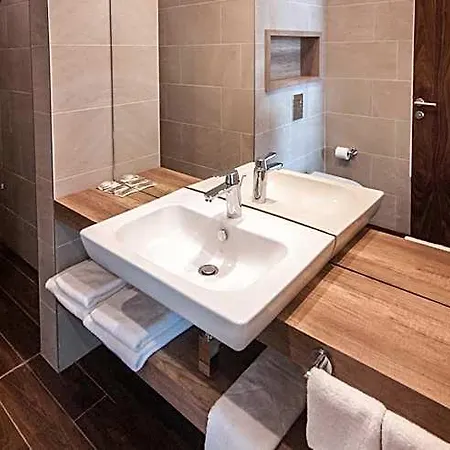 And Oaza 5* Ilidža